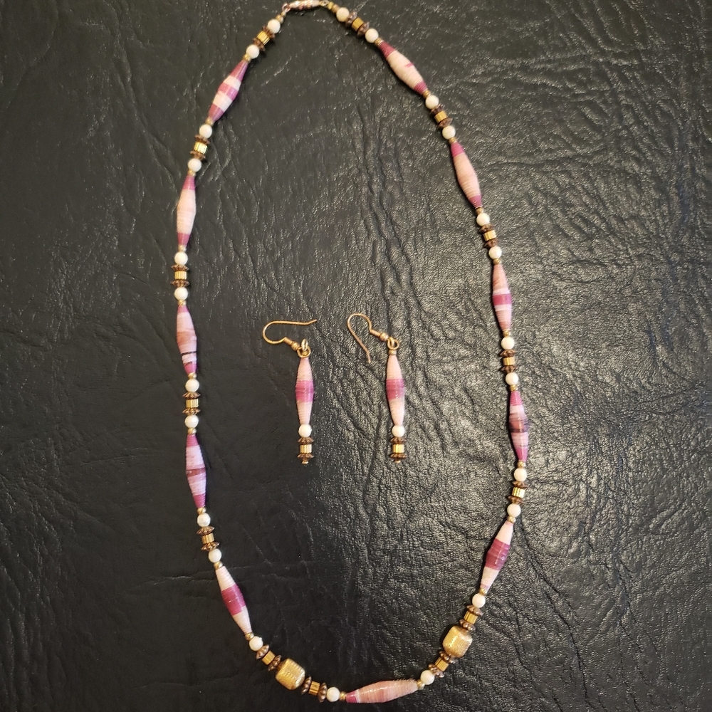 Necklace and earrings set